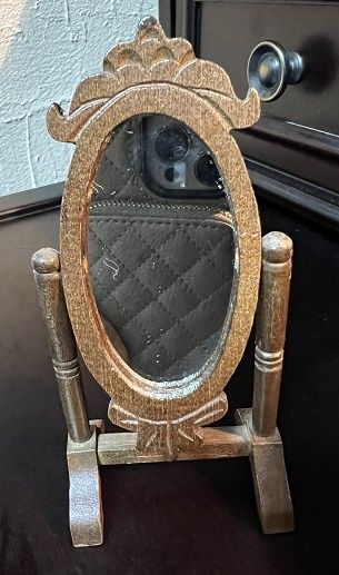 Vintage Oval Floor Mirror on Stand mn520