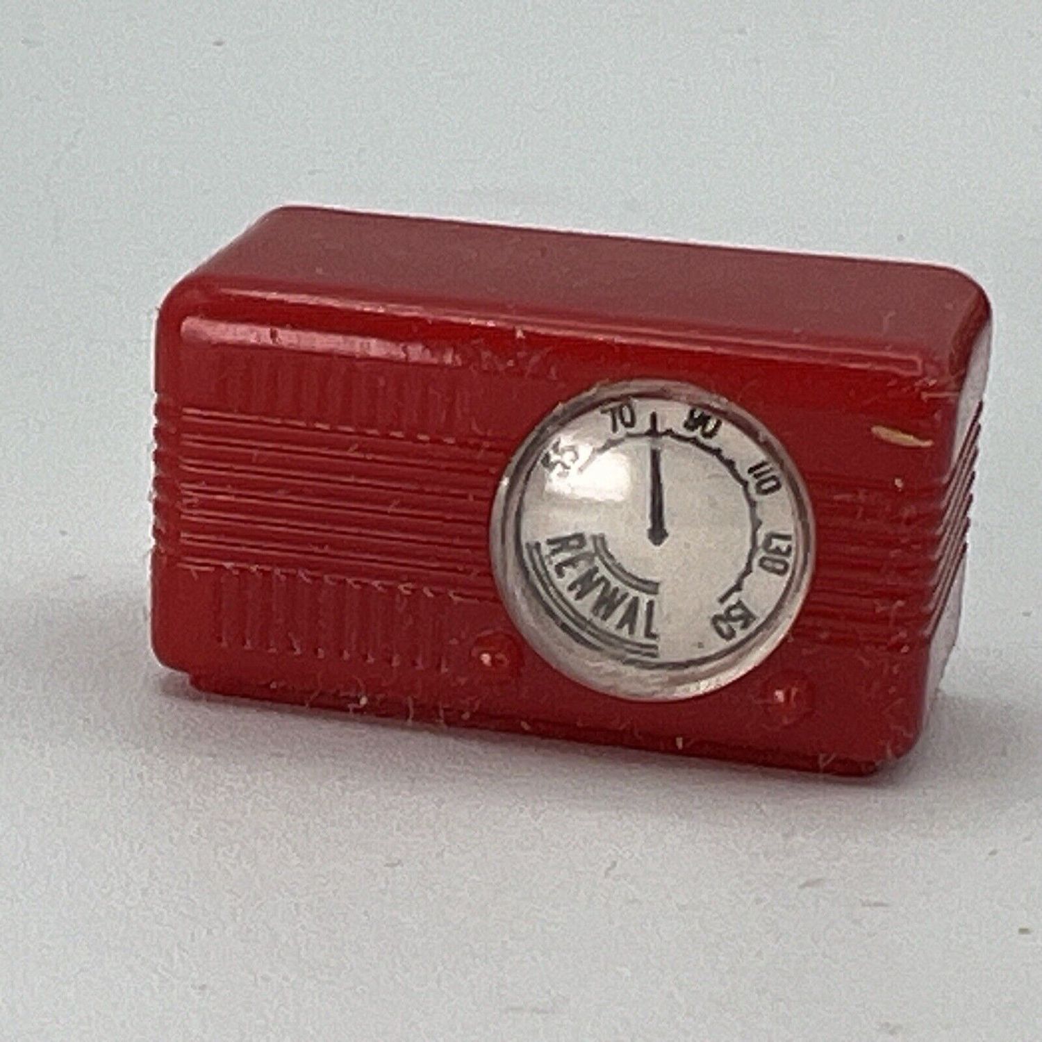 Vtg Red Renwal Table Top Retro Radio 1940sDollhouse Furniture #16 Miniature renwalradio
