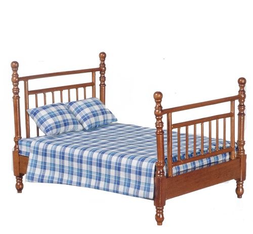 Walnut Double Bed w/Linens T6771