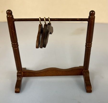 Walnut Wooden Garment Rack ch22433