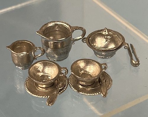 Williamsburg Pewter Set mc030777