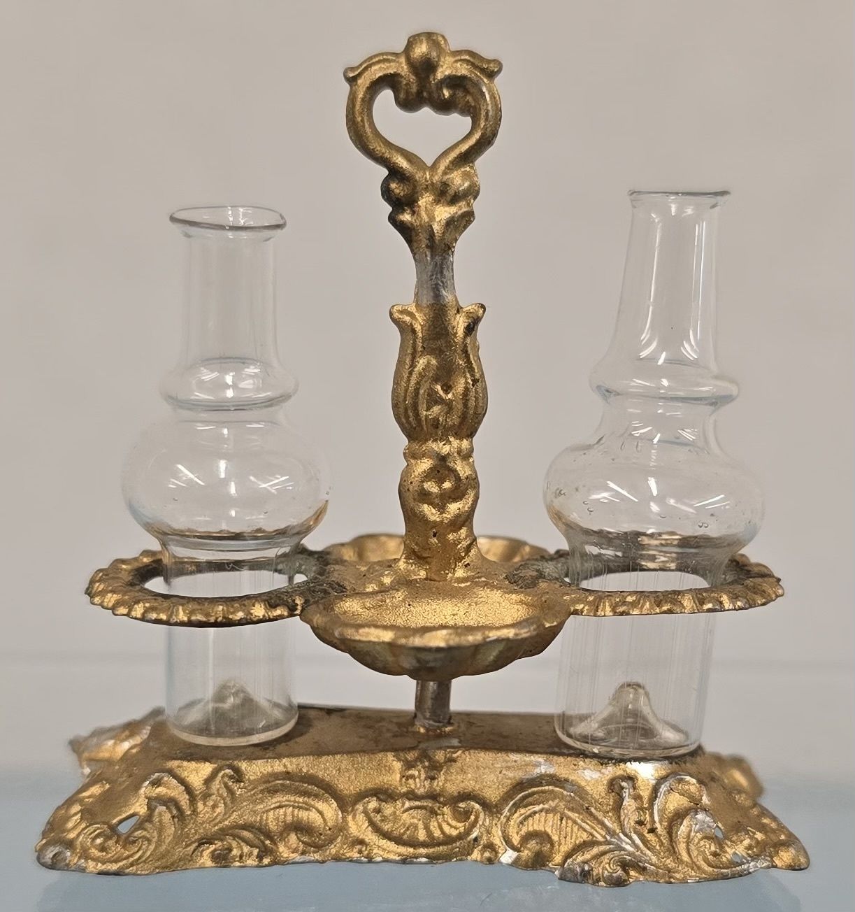 Vintage German Ormolu Double Hurricane Oil Lamp lh902