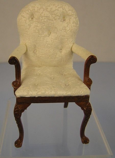 Walnut Finish Cushion Side Chair bes3104nwn