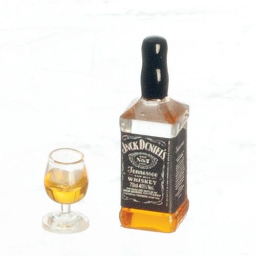 Whiskey and Glass B3332