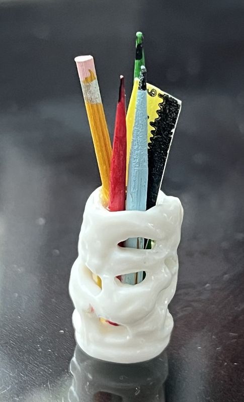 White China with cutouts pencil holder for desk m9116