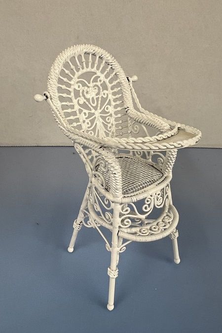 White Wire High Chair eiwf145