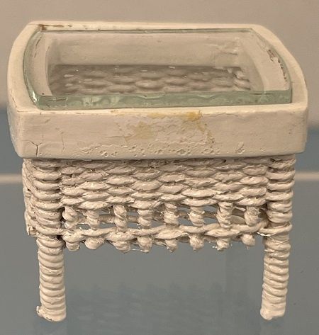 White Wicker Glass Table MC05314