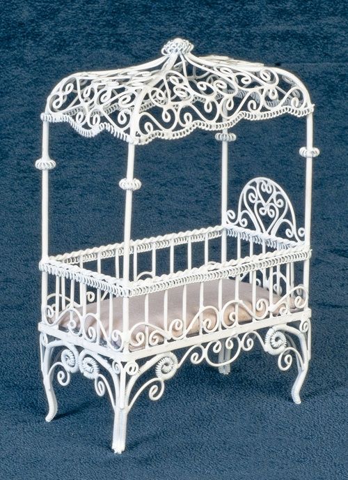 TSMEIWF204 White Wire Canopy Crib