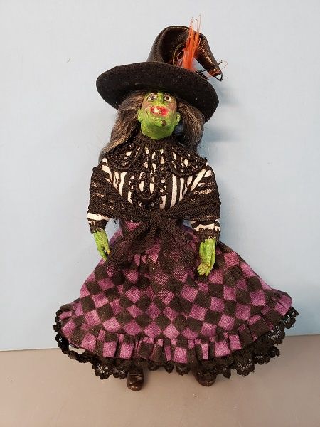 Witch in Black and Purple MC01354
