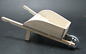 Wood Wheelbarrow go730