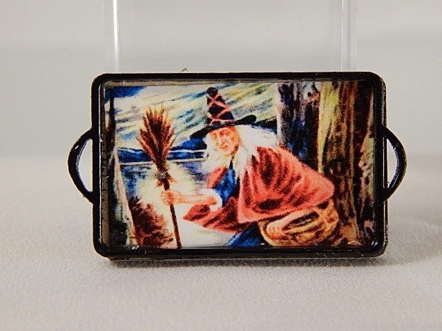 Witch with Moon Tray ckt04b