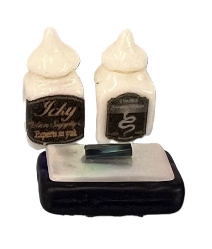 Witch's Icky Lotion, Snake Oil, and Trinket Box mc031117