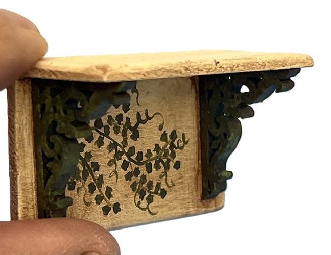 Wooden Ivy Shelf cn940044
