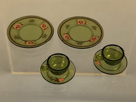 Decorated Dishes, 2 Sets, Green with Roses, CB099G