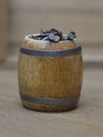 STT774 Keg of Nails