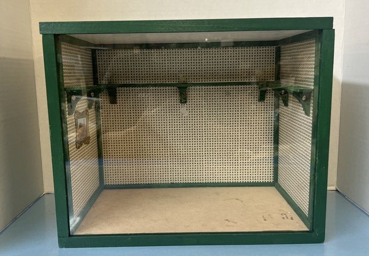Used Roombox