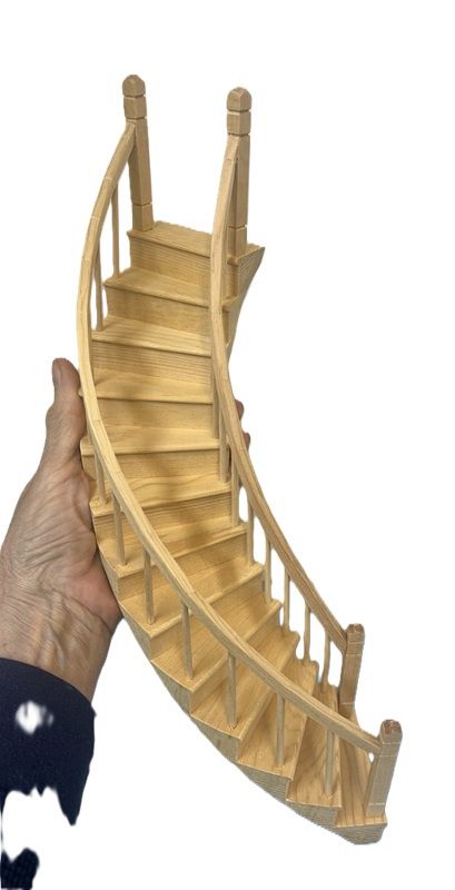 Curved Left Staircase