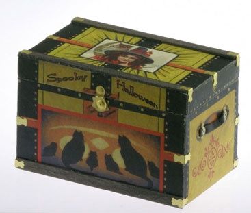Lithograph Wooden Trunk Kit, Halloween