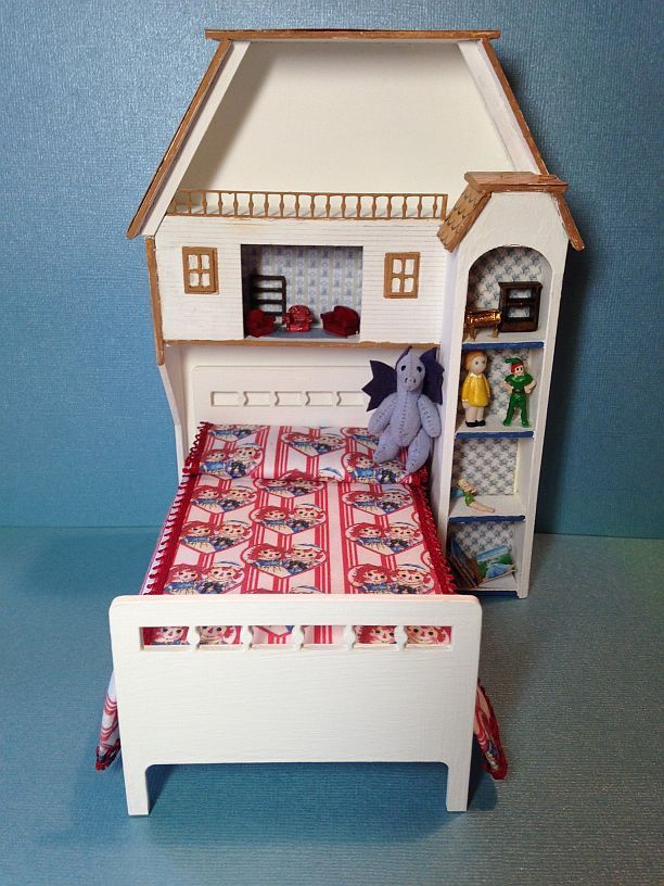 Girls' Bed Set - Dollhouse Bed w/Bookcase - Kit
