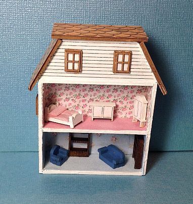 Girl's bedroom wall shelf kit