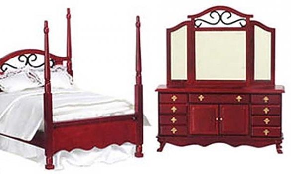 AZT3482 Four Poster Bedroom Set, Mahogany