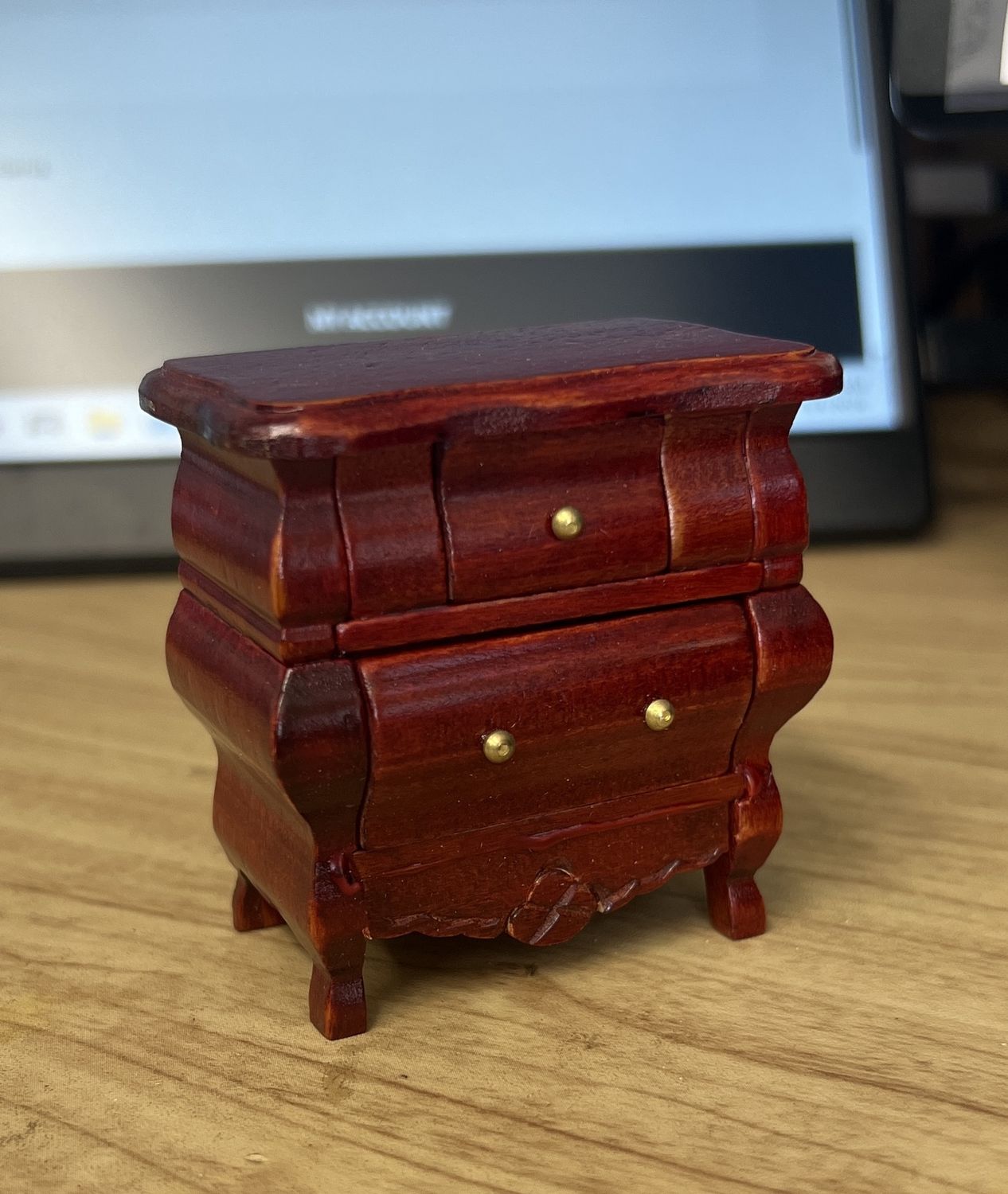 Fancy Victorian Night Stand Mahogany