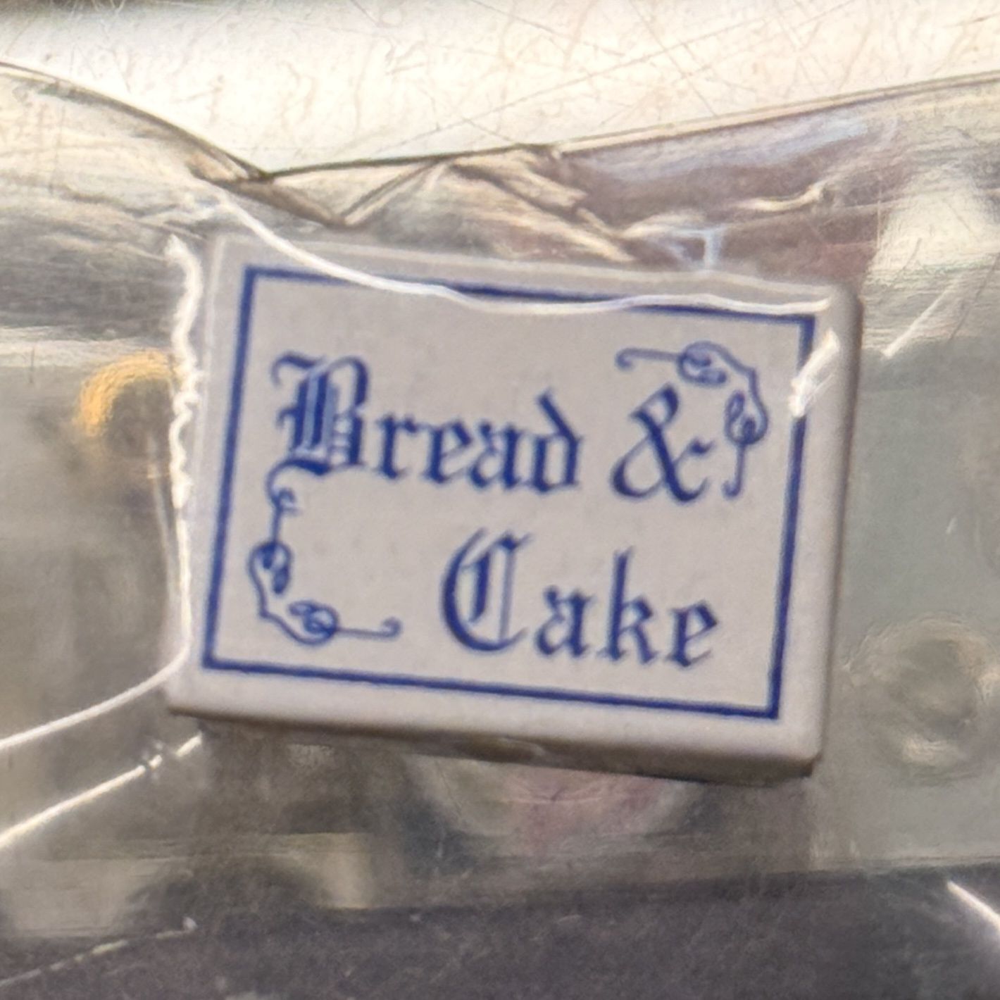 B0204 Bread &amp; Cake Box