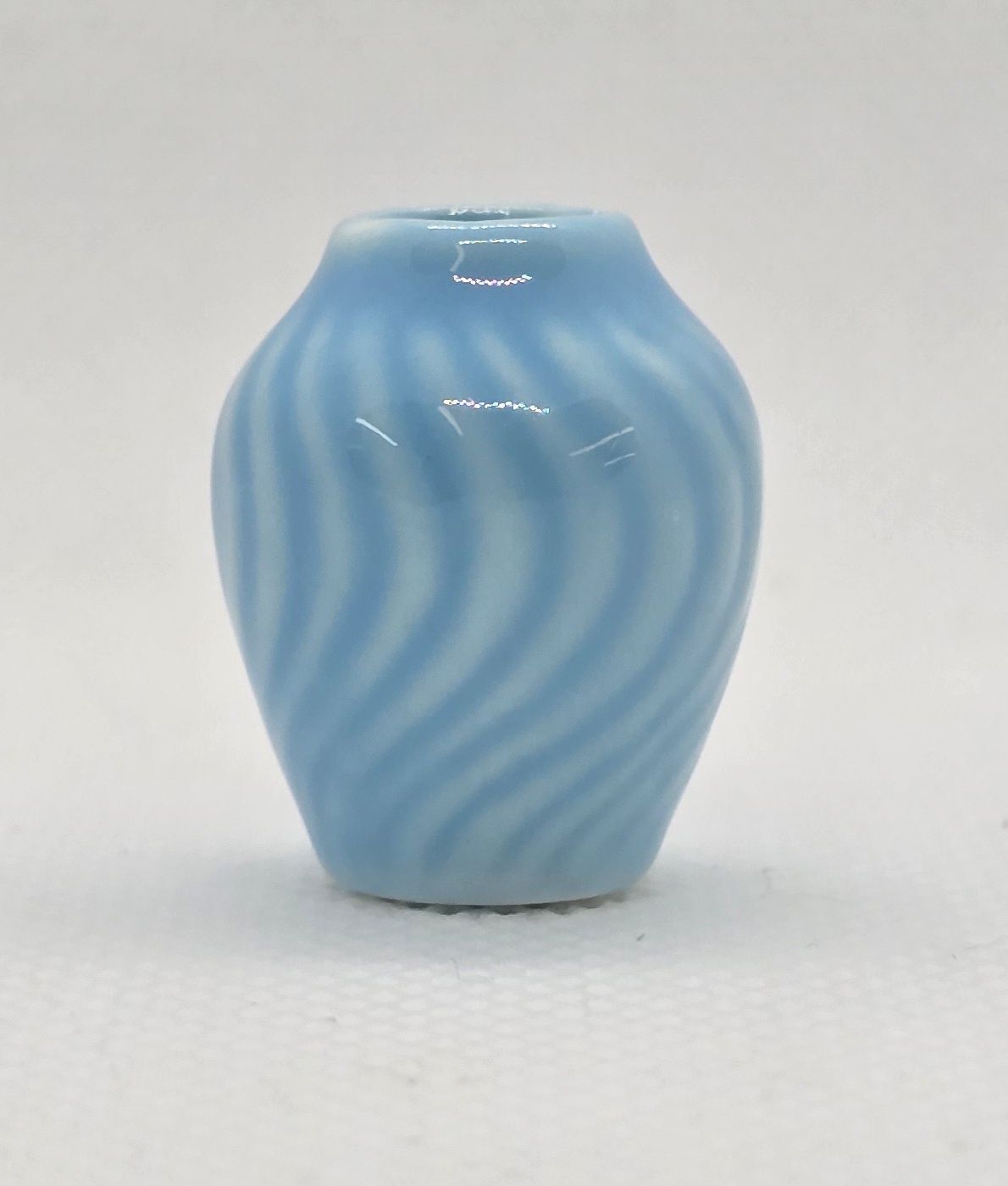 MC23452 Light Blue Swirl Vase