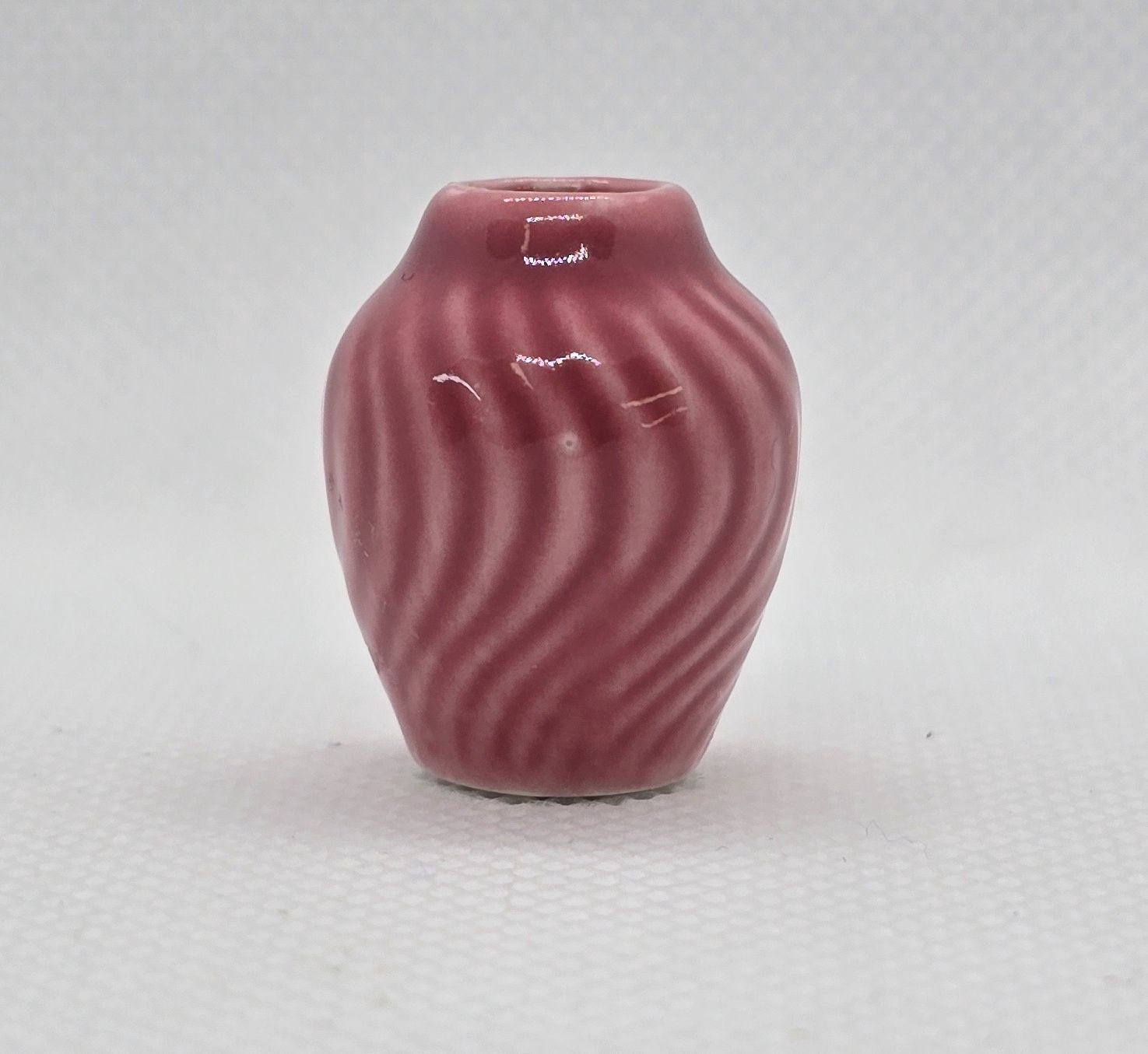 MC2454 Ceramic Rose Swirl Vase
