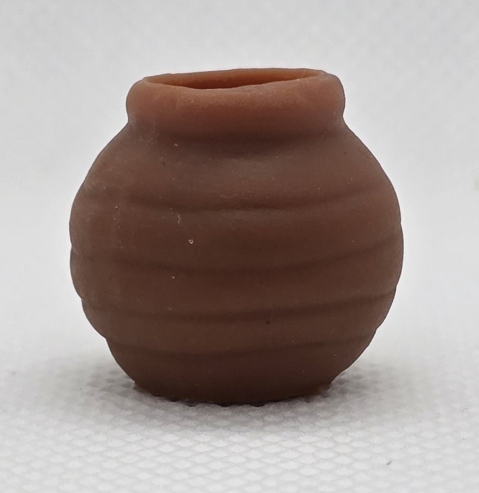 MC23445 Terracotta Resin Planter