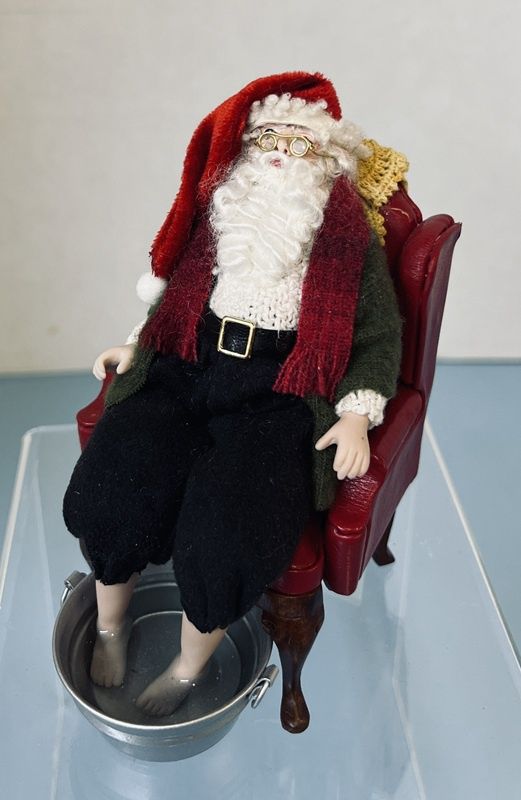 RDM1013 Relaxing Foot Soak Santa
