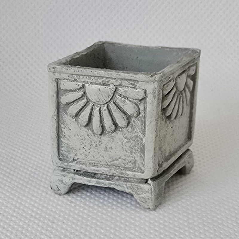 GT16489b Square Stone Planter -Daisy