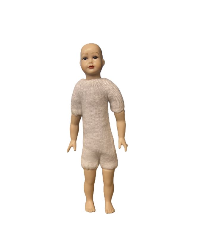 Doll to dress and wig
