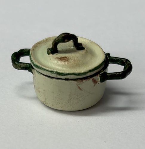 1/24th Enameled Saucepan