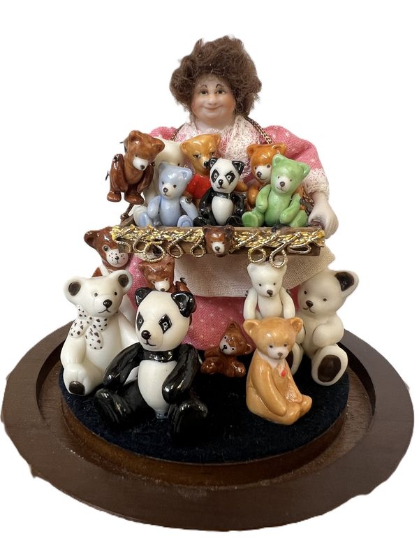 Jean Pardina Teddy Bear Peddler