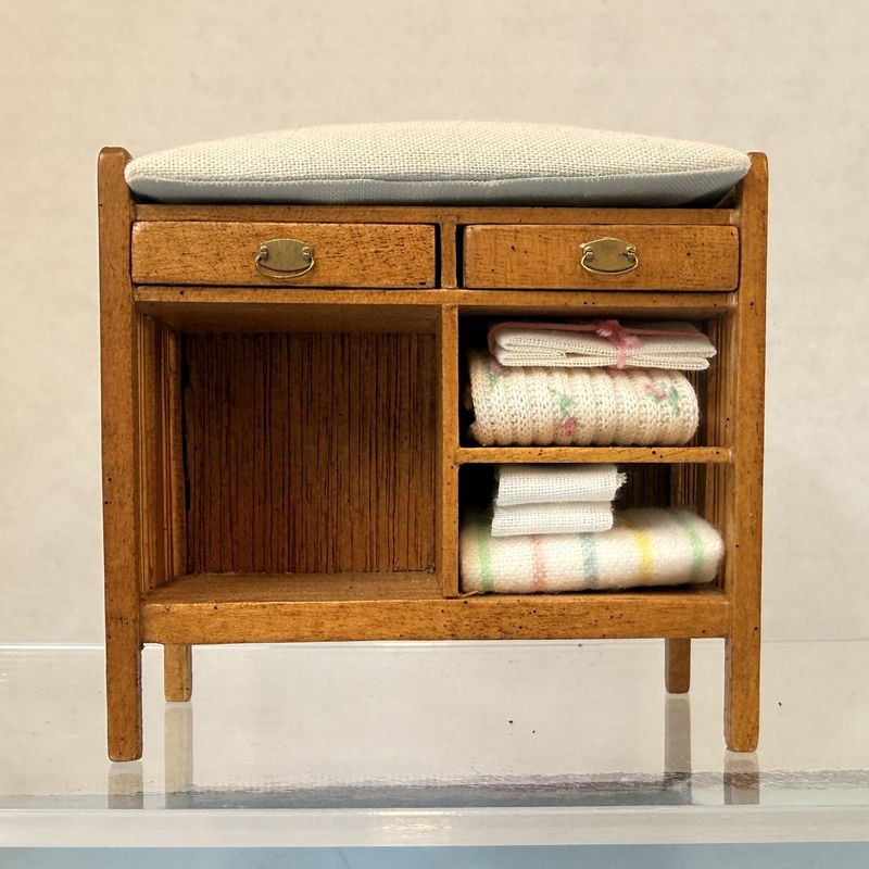 BES3003OAKLINENS "Mission" Changing Table