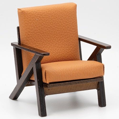 CLA12050 WALUNT CHAIR W/BROWN FAUX LEATHER