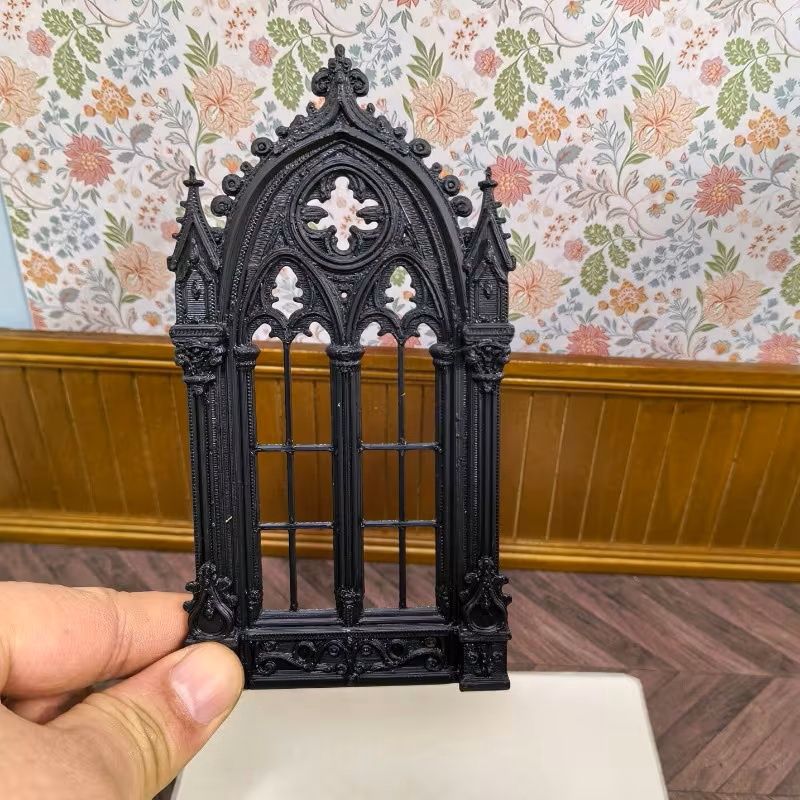 Gothic Window White