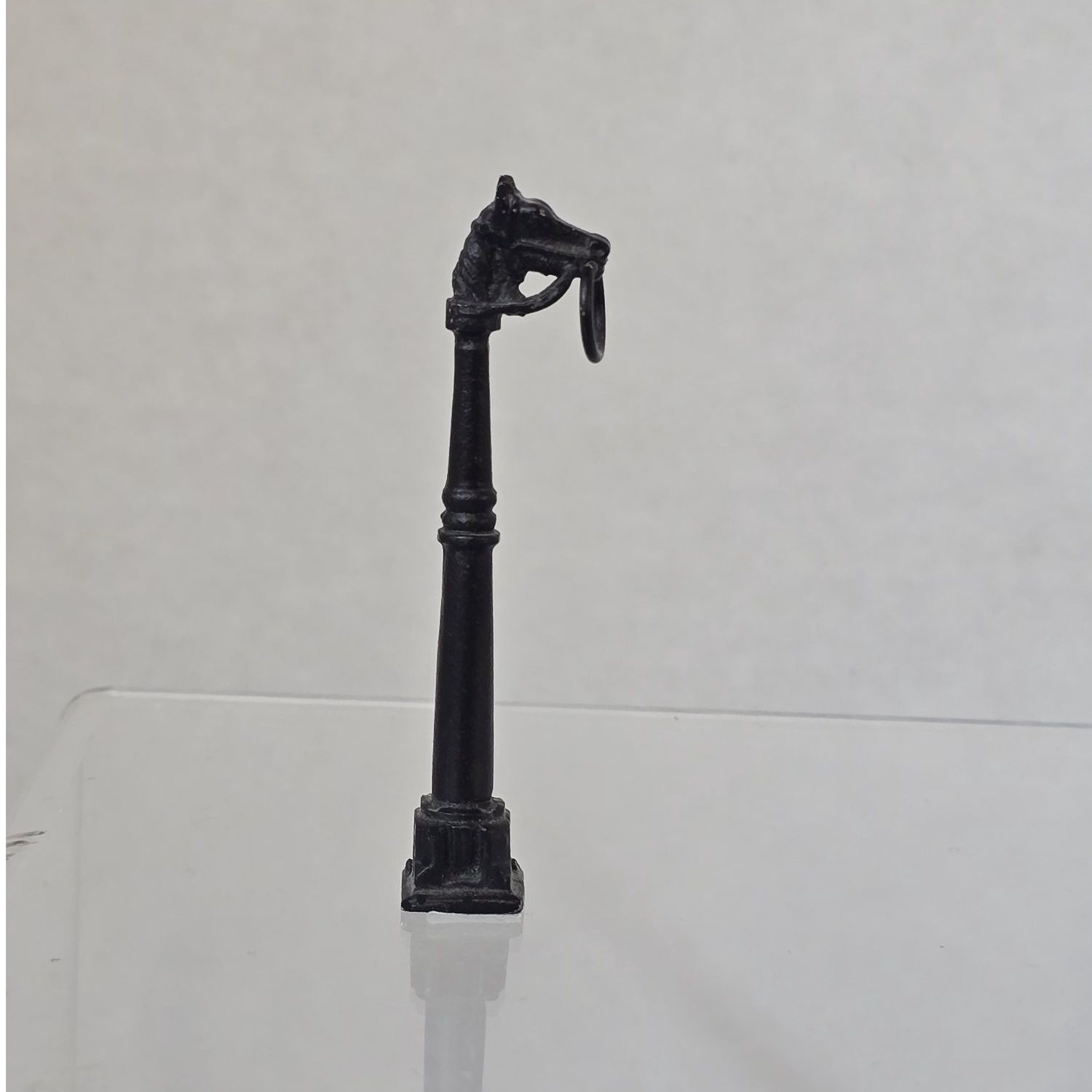 MBM11041BL Horse Head Hitching Post Black