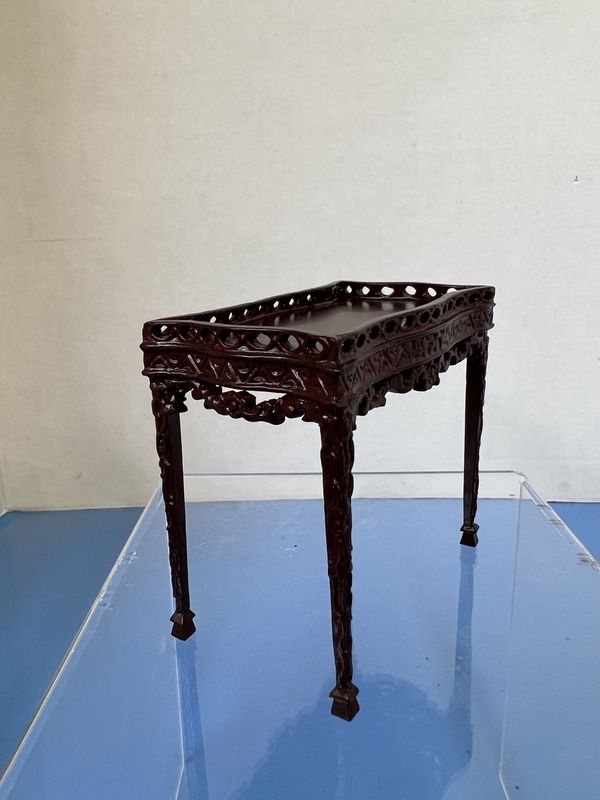 Bespaq Tea Table