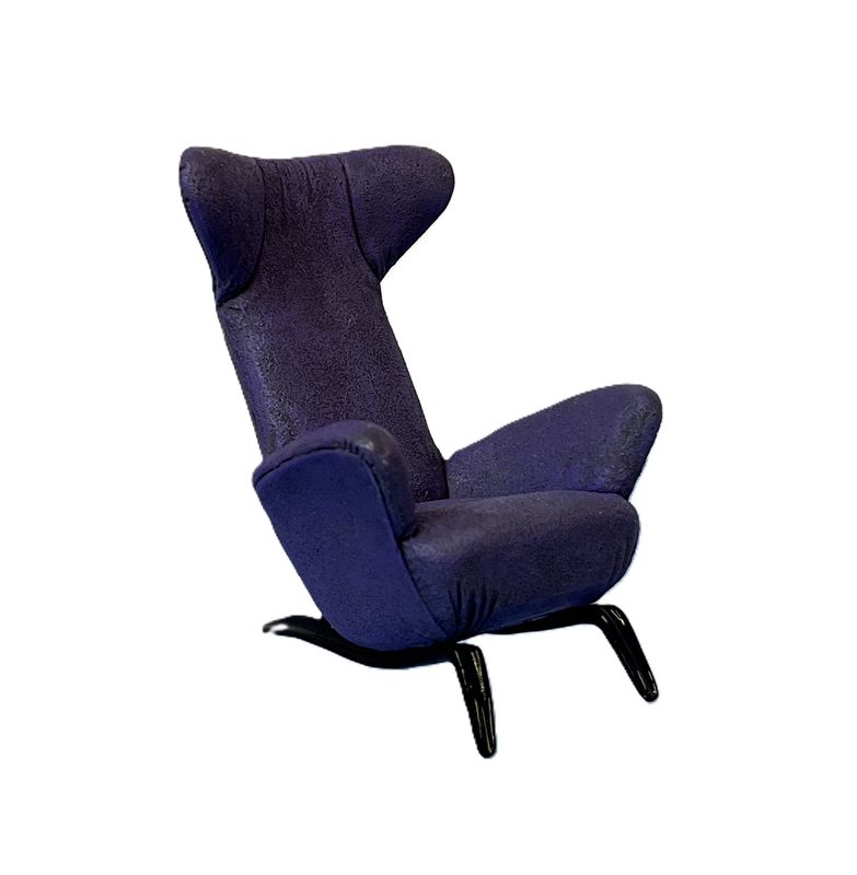 Slope Wingback Chair