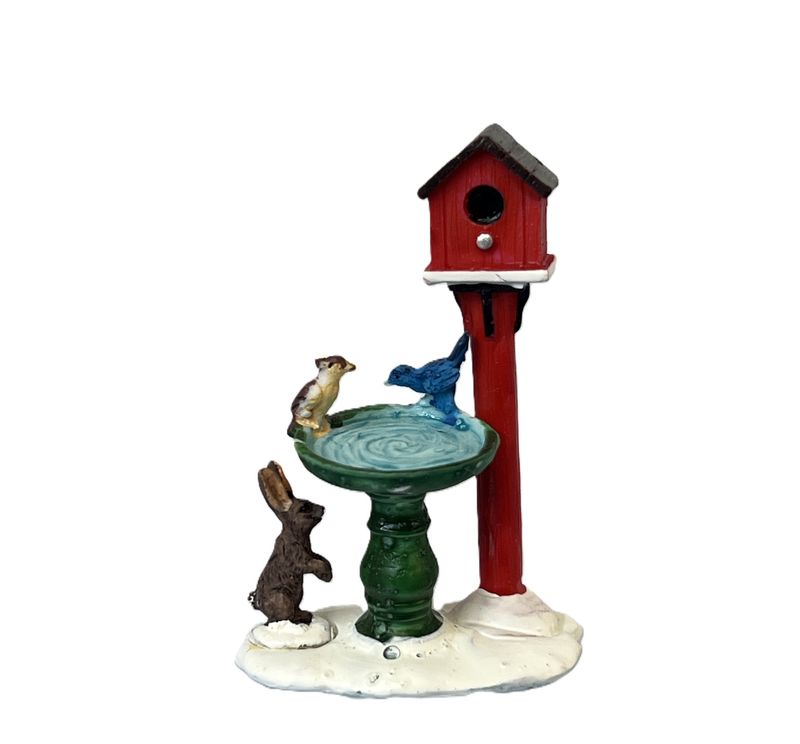 Birdhouse and Birdbath/ animals
