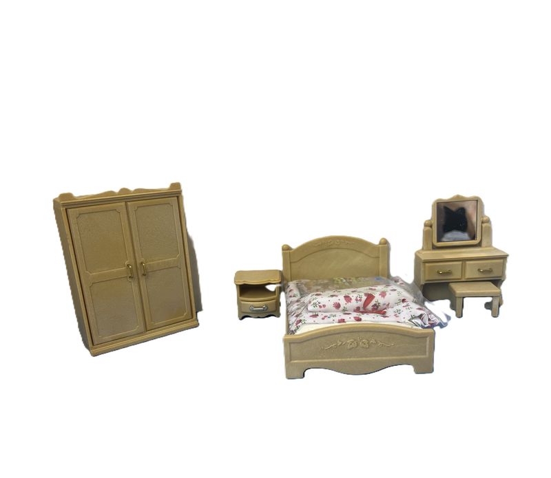 Bed &amp; Comforter Set For Calico Critters