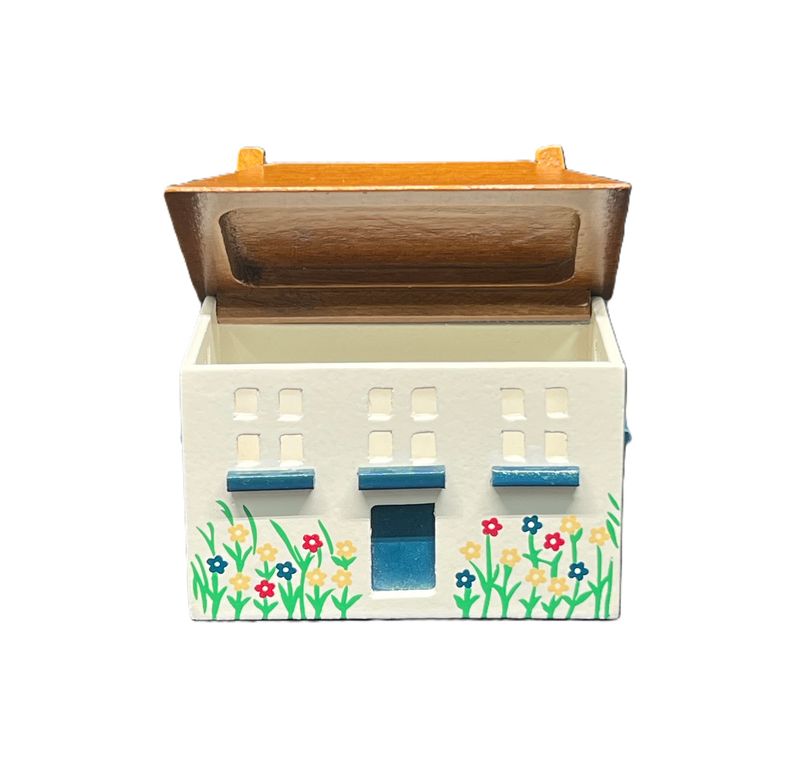 Dolls Dollhouse Trunk