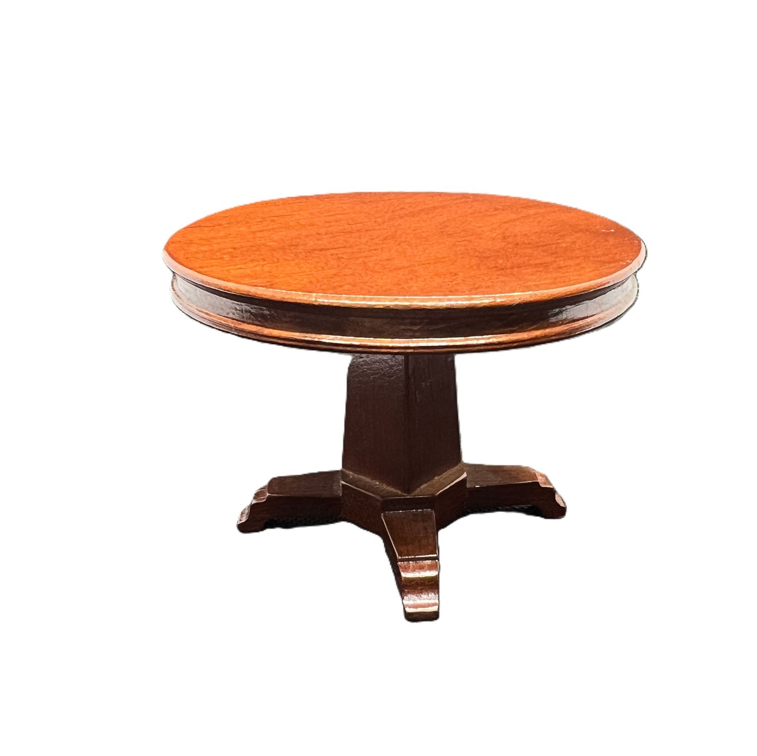 Round  Pedestal Table