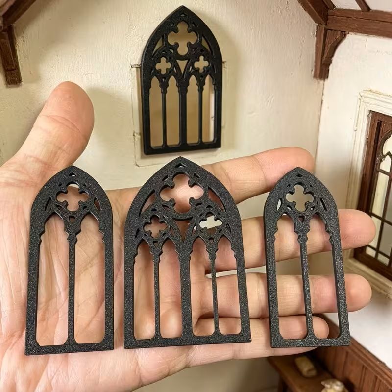 3pcs Mini Dollhouse Miniature Simulation Gothic Style Window