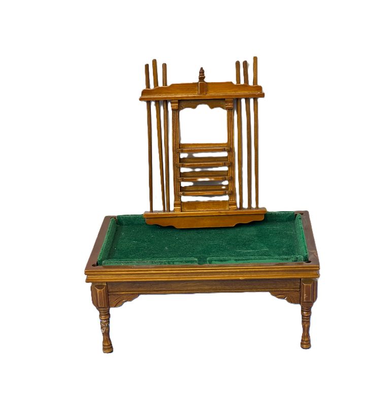 Pool Table with Cue Rack