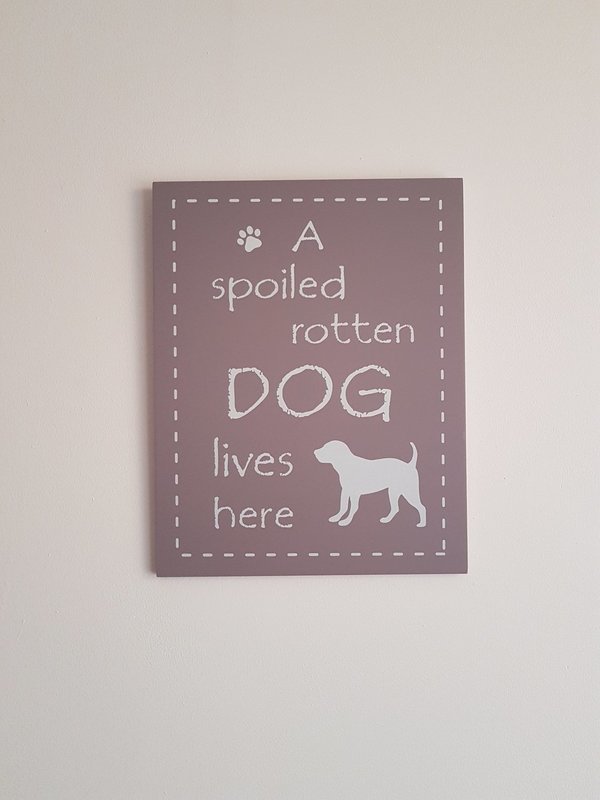 Dog plaque