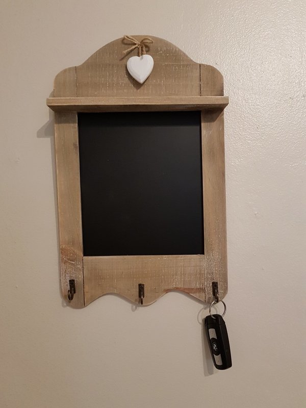 Wooden chalkboard 