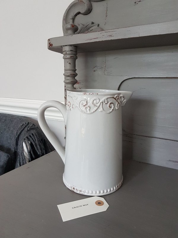 Ceramic pastel jugs